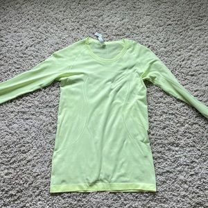 Lululemon Swiftly tech long sleeve